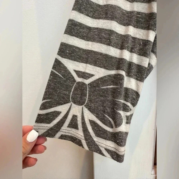 LuLaRoe Vintage Randy Baseball Tee 3/4 Sleeves Heathered Red Grey Bows Size 3X - Picture 4 of 10